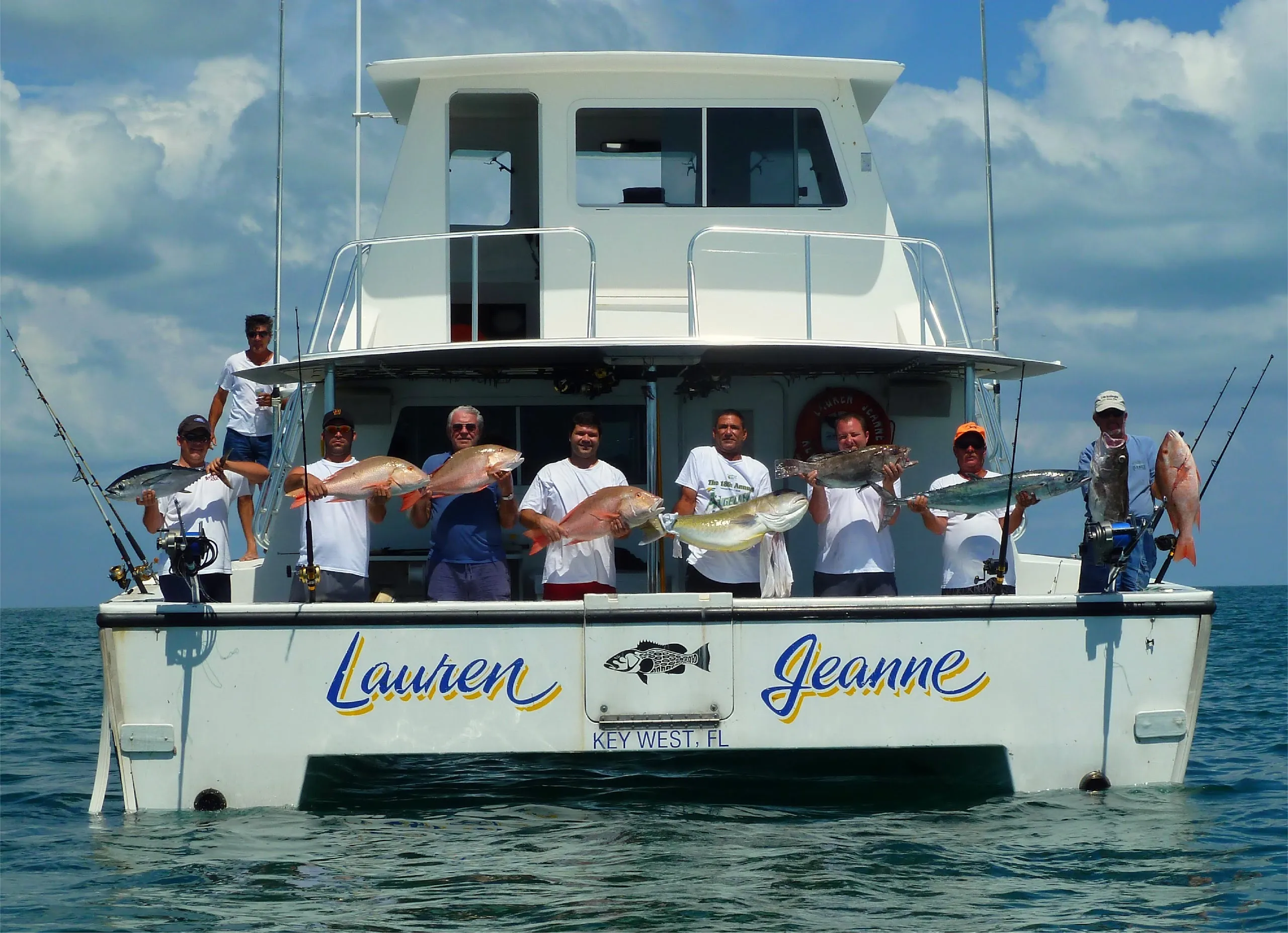 Lauren jeanne with a full crew